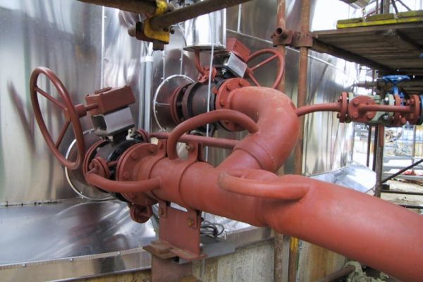 Installation of duplicate heating pipes