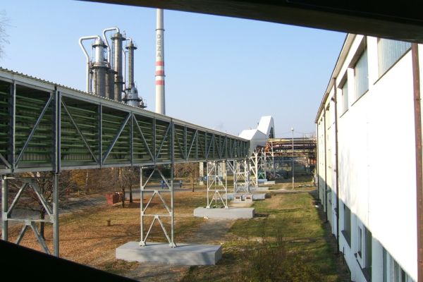 Production and installation of cable bridges
